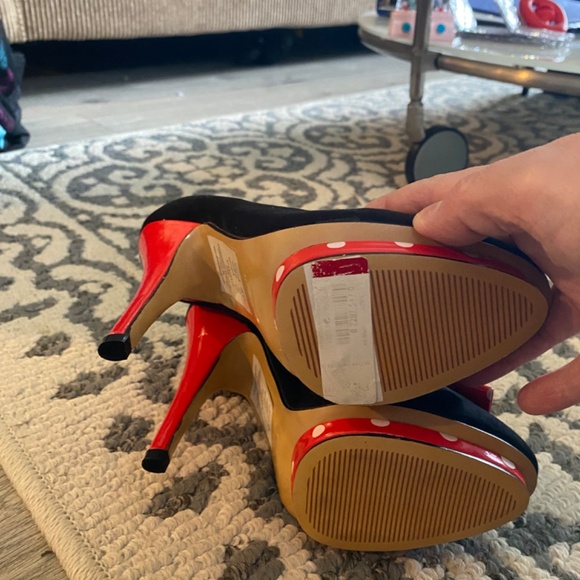 Red Herring Polka Dot Pumps - Picture 2 of 3